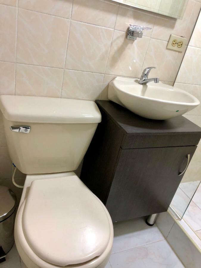 Aloha Hostel بوغوتا المظهر الخارجي الصورة
