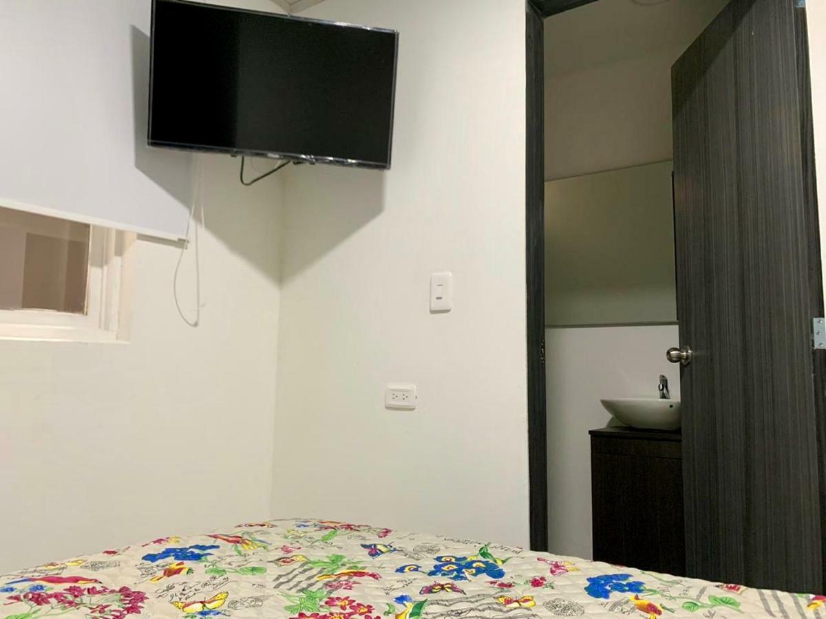 Aloha Hostel بوغوتا المظهر الخارجي الصورة